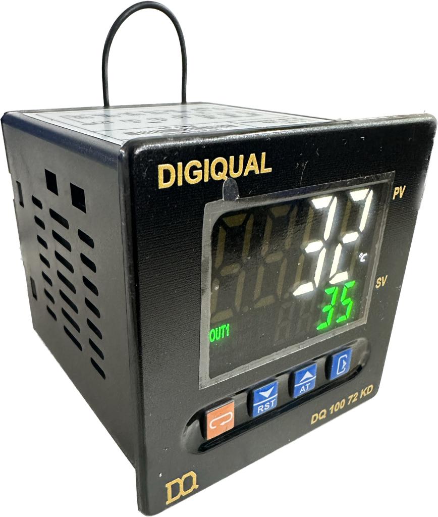 48 x 48, Intelligent PID Temperature Controller, double display