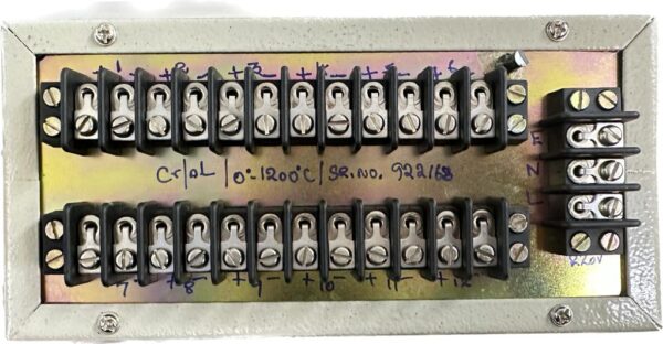 12 Input Temperature Indicator
